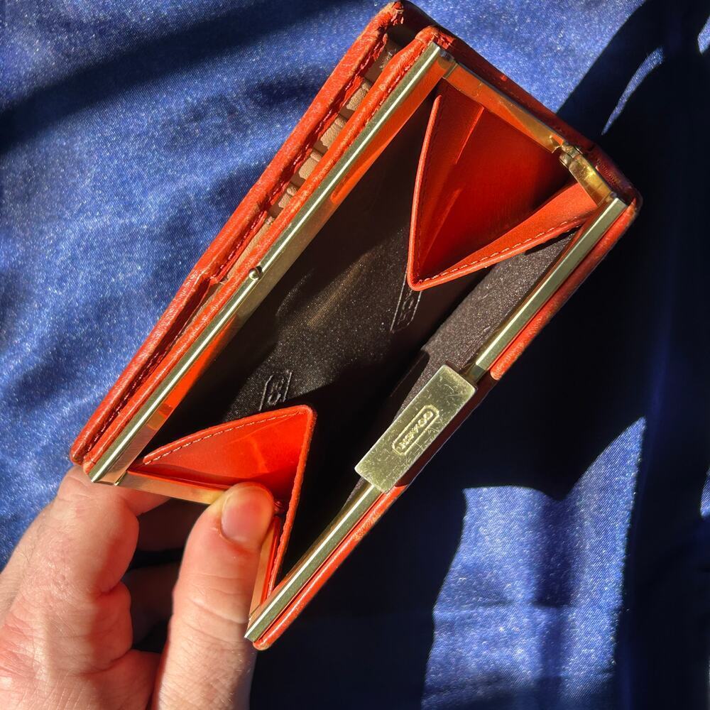Coach Vintage Signature C Kiss-Lock Wallet, Orange Leather - Picture 13 of 13